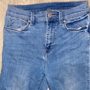 BDG Twig High Rise Skinny Jeans